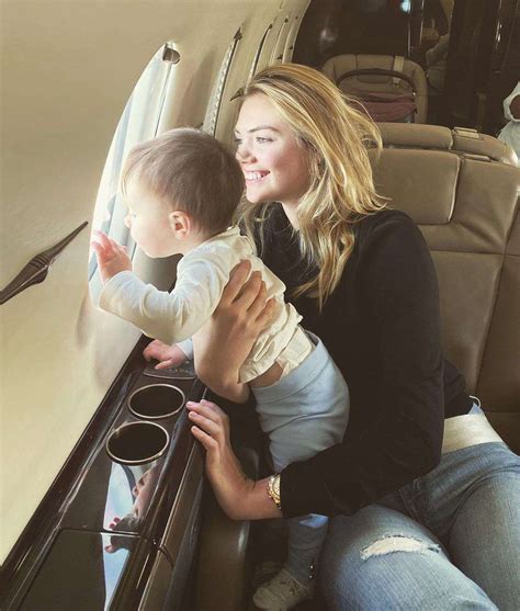 kate upton breast reduction|Kate Upton Says Breastfeeding Her Daughter Was A。